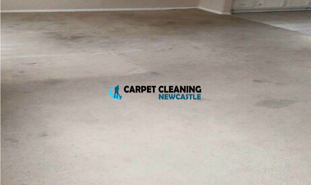 Carpet cleaning before photo